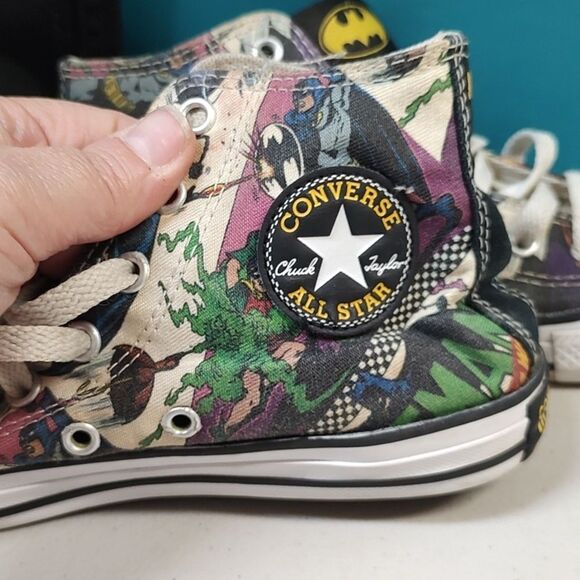 Converse All AllStar Batman Kids Size 2 High-Top Sneakers - Picture 2 of 7